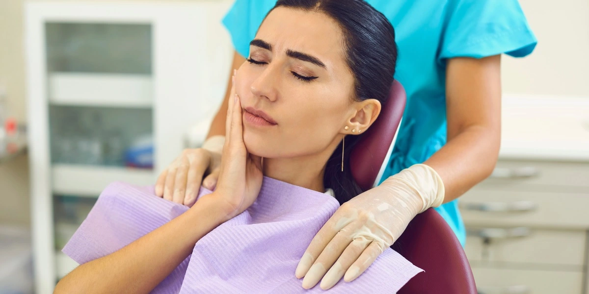 Oral Health 101: Best Practices for Preventing Tooth Sensitivity